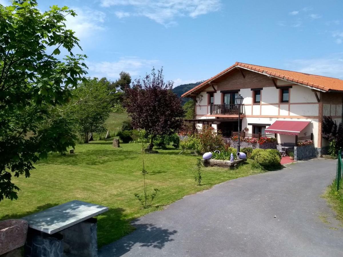 H&Ap Rural Merrutxu Ibarrangelu Exterior photo